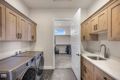 Tiny photo for 673 W 280 S, Ivins, UT 84738 (MLS # 26-277031)