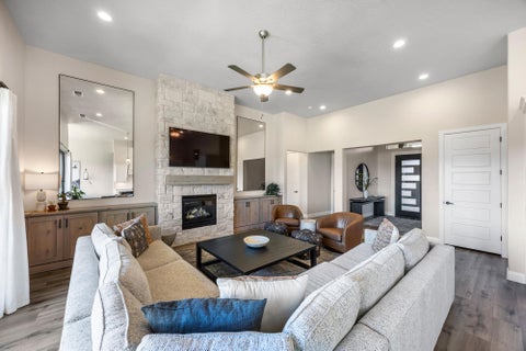 Tiny photo for 673 W 280 S, Ivins, UT 84738 (MLS # 26-277031)