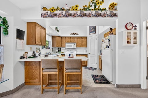 Tiny photo for 1223 E Mahogany CIR, Saint George, UT 84790 (MLS # 26-276827)