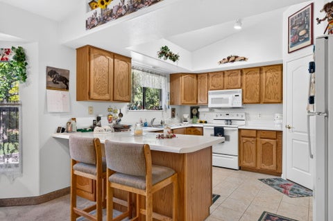 Tiny photo for 1223 E Mahogany CIR, Saint George, UT 84790 (MLS # 26-276827)