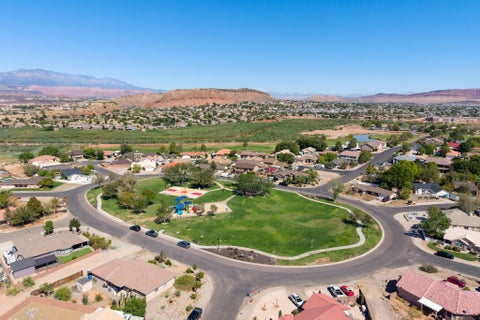 Tiny photo for 1223 E Mahogany CIR, Saint George, UT 84790 (MLS # 26-276827)