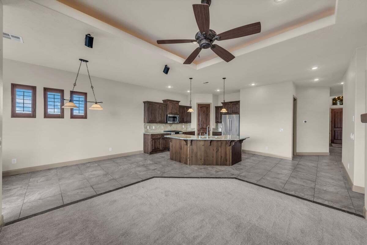 STONE POINT TOWNHOMES - Residential