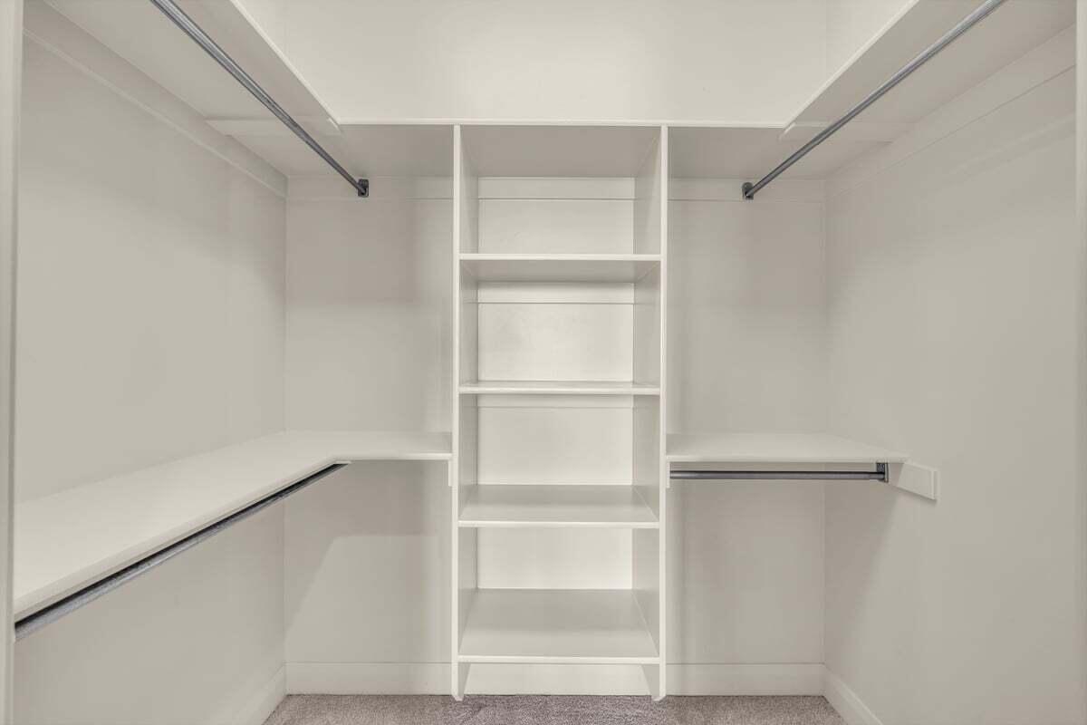 STONE POINT TOWNHOMES - Residential