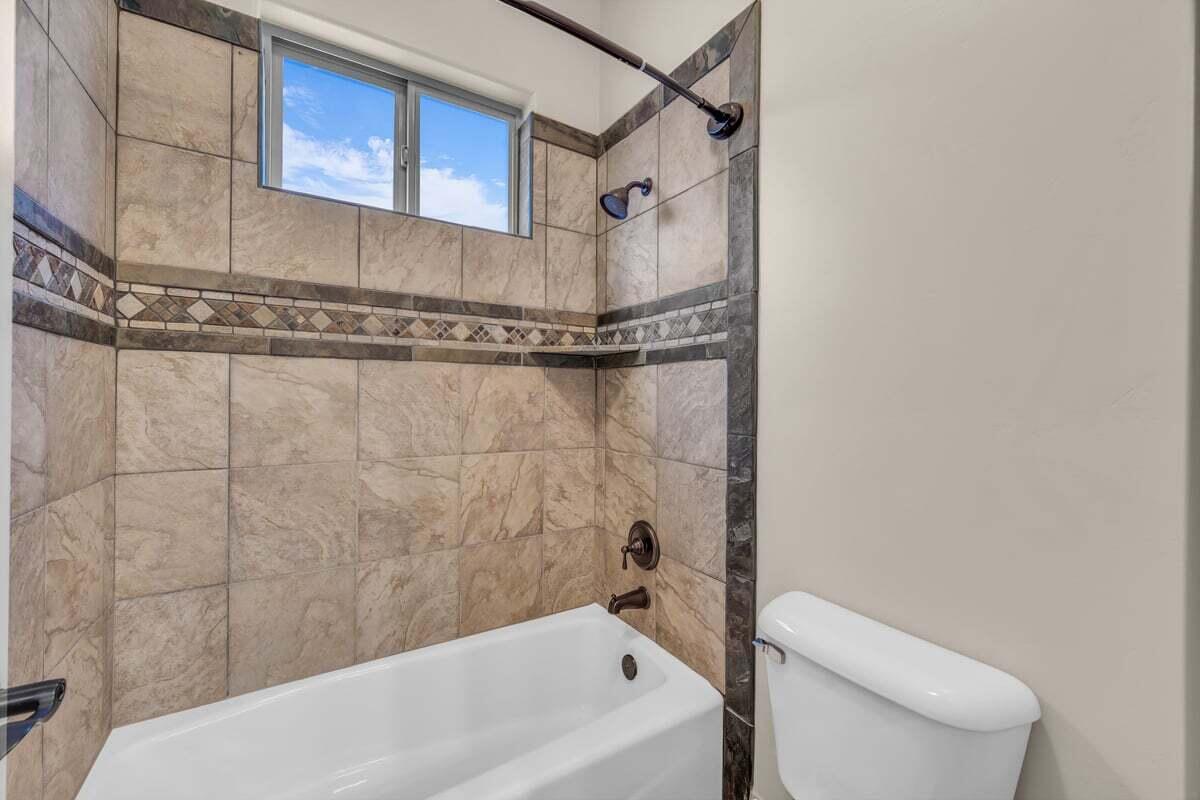 STONE POINT TOWNHOMES - Residential