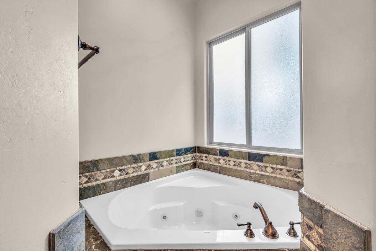 STONE POINT TOWNHOMES - Residential