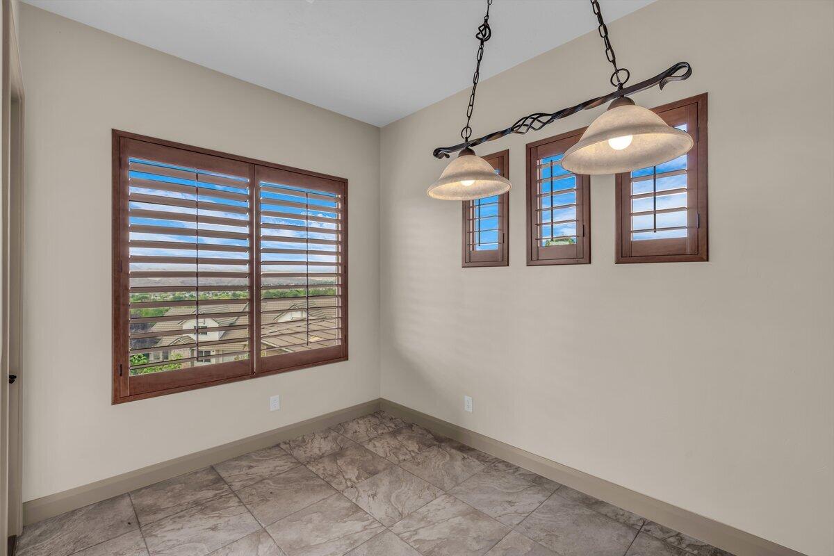 STONE POINT TOWNHOMES - Residential