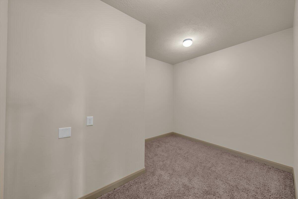 STONE POINT TOWNHOMES - Residential