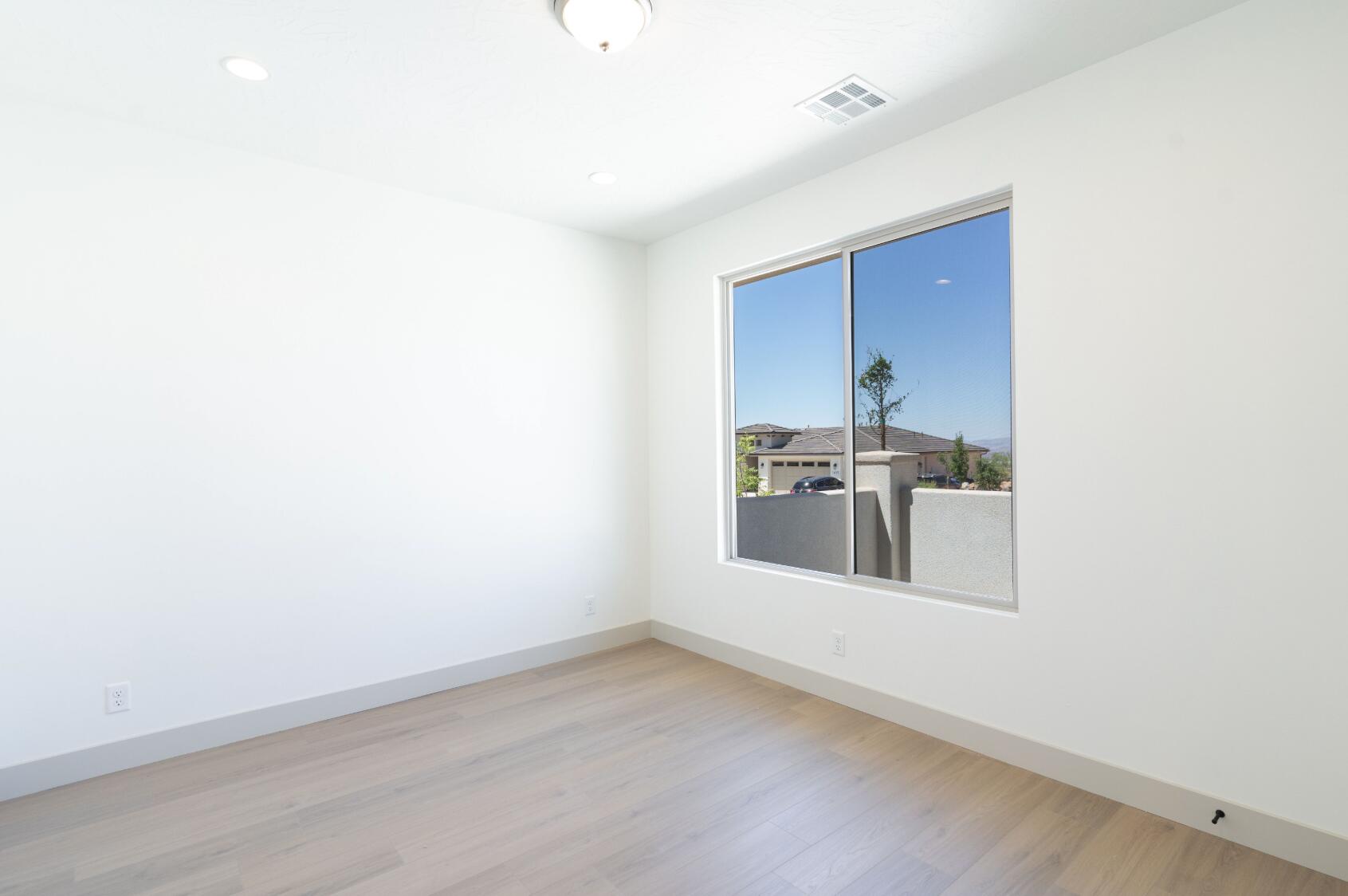 SOLIS AT CORAL CANYON - Residential