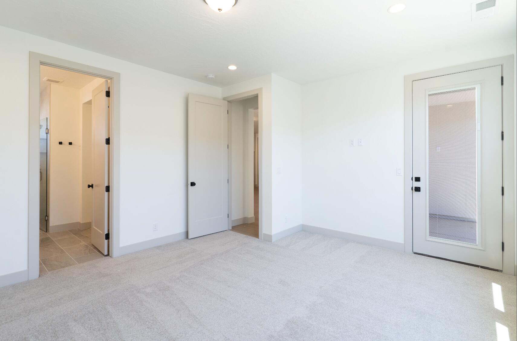 SOLIS AT CORAL CANYON - Residential