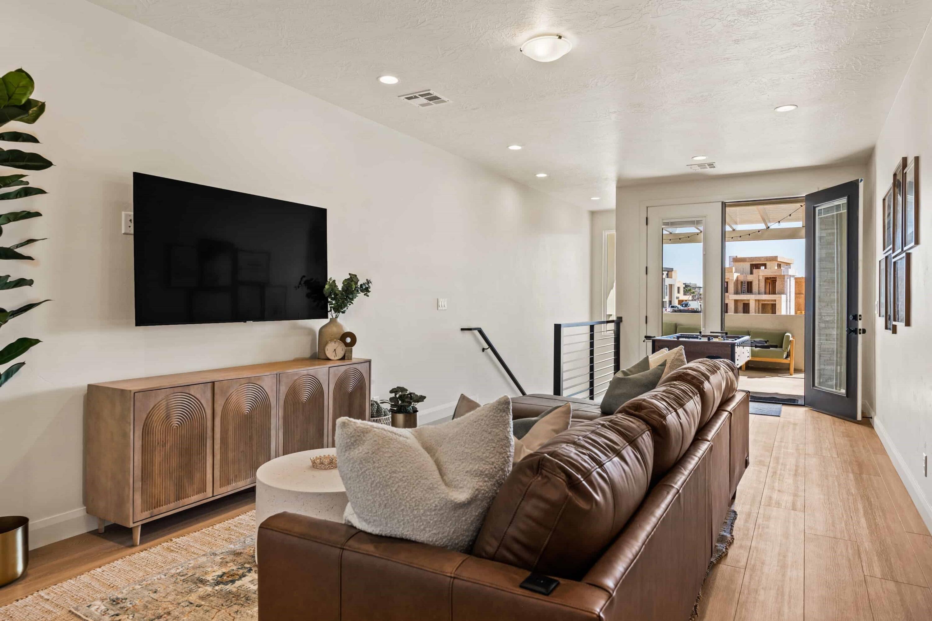 DESERT COLOR RESORT - Residential