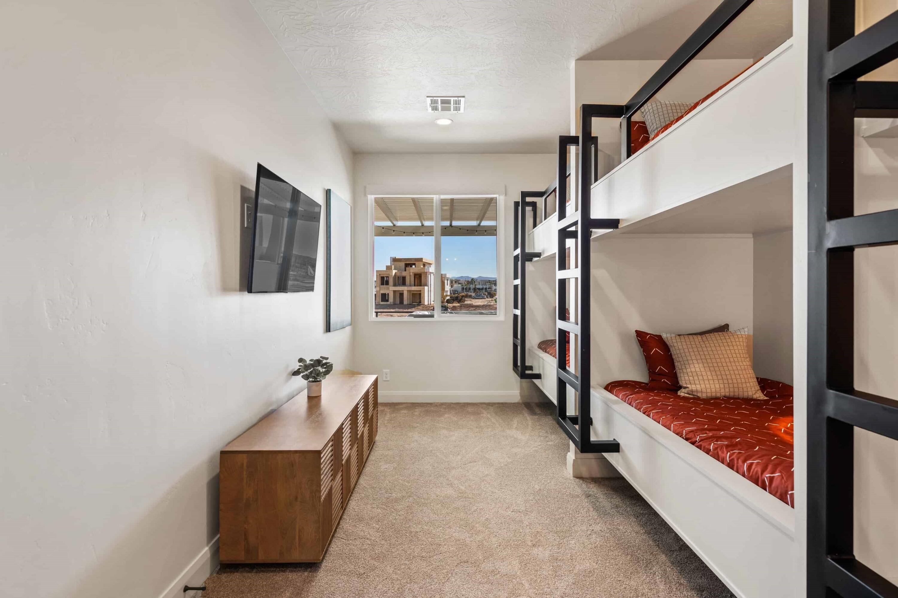 DESERT COLOR RESORT - Residential