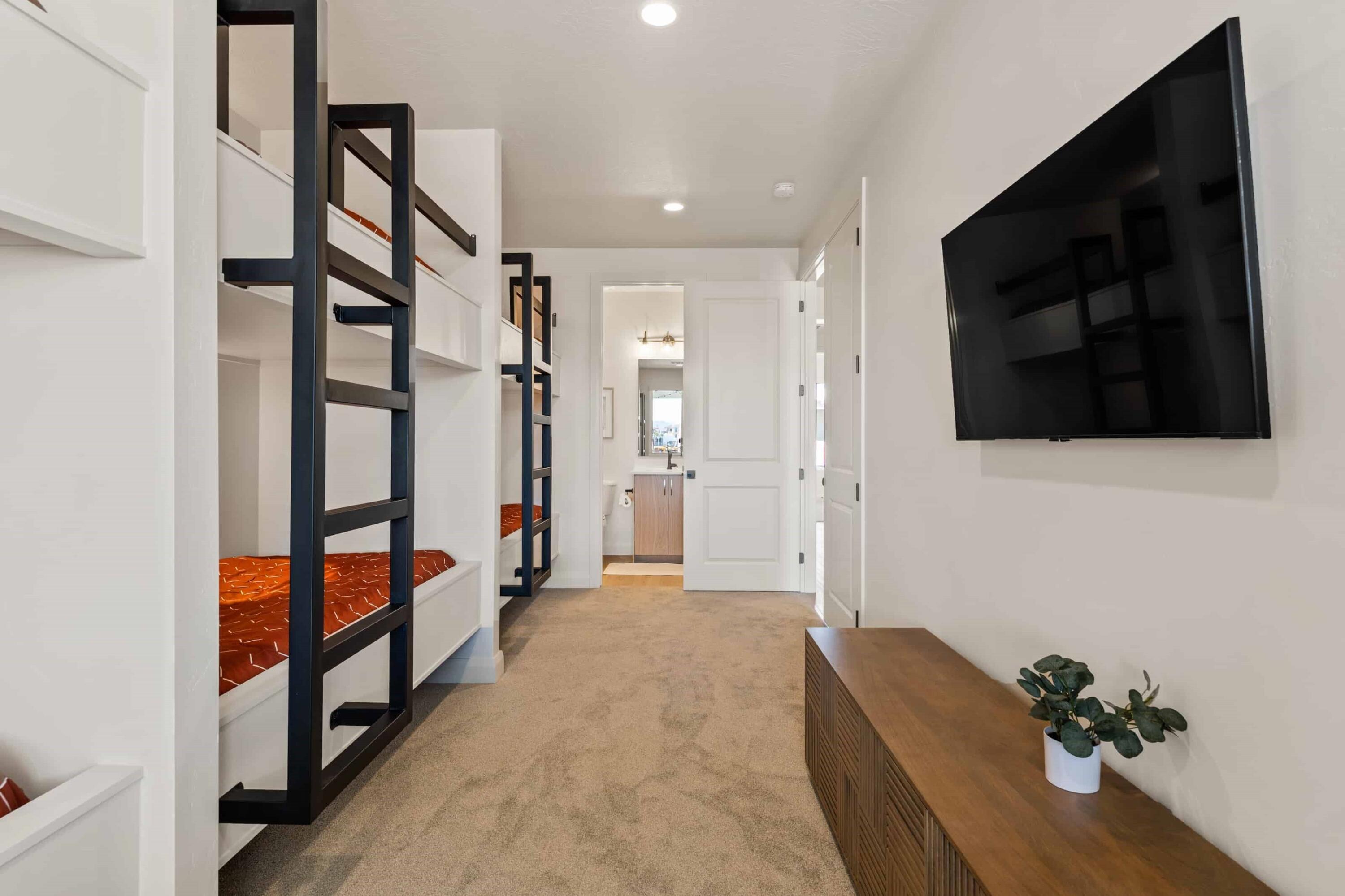 DESERT COLOR RESORT - Residential