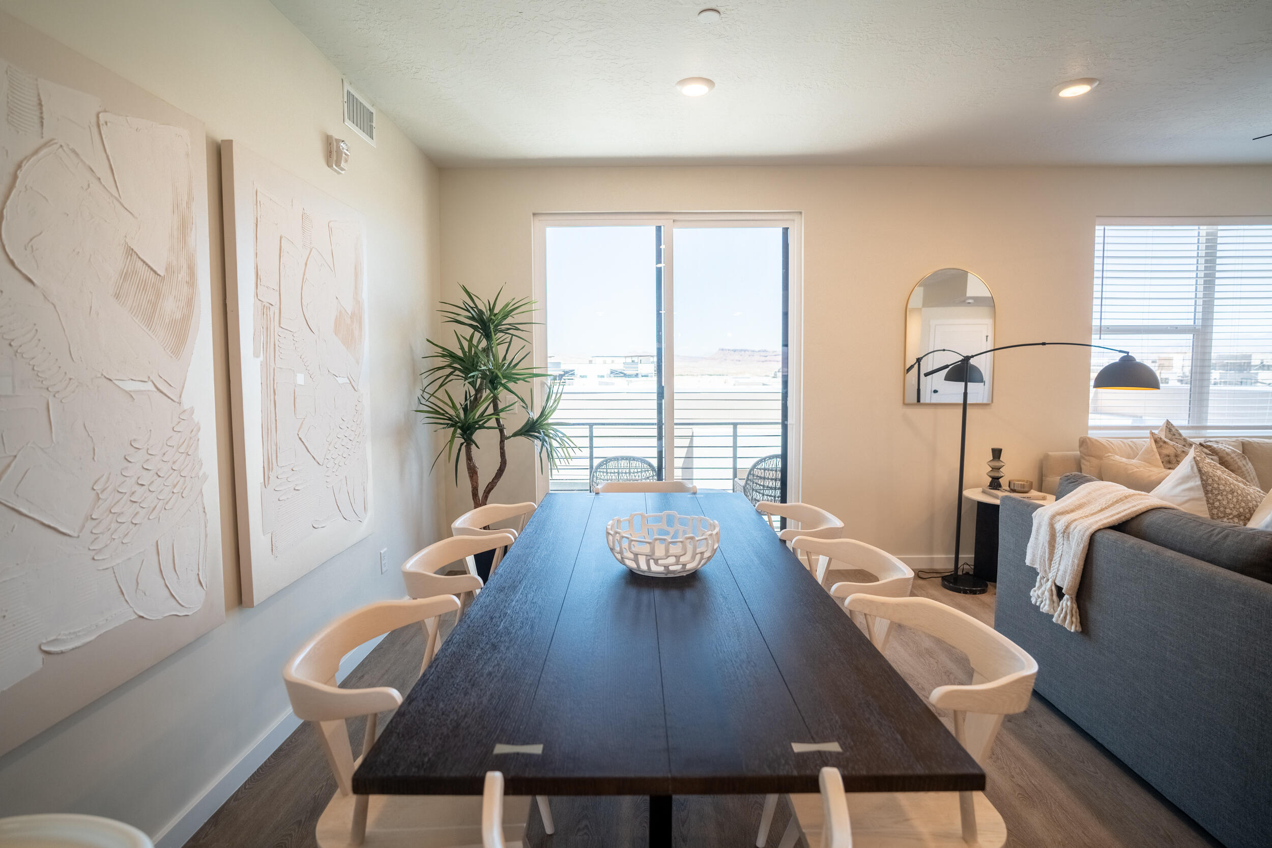 DESERT COLOR RESORT - Residential