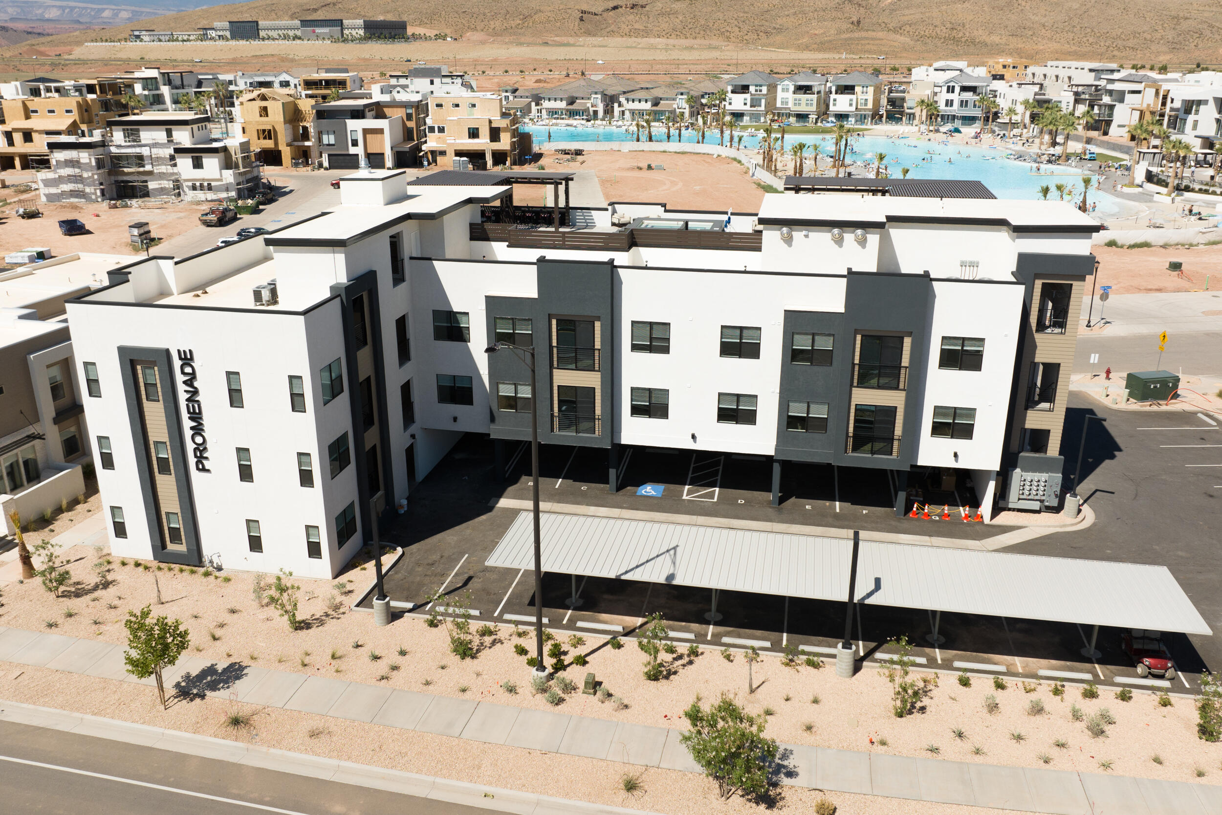 DESERT COLOR RESORT - Residential