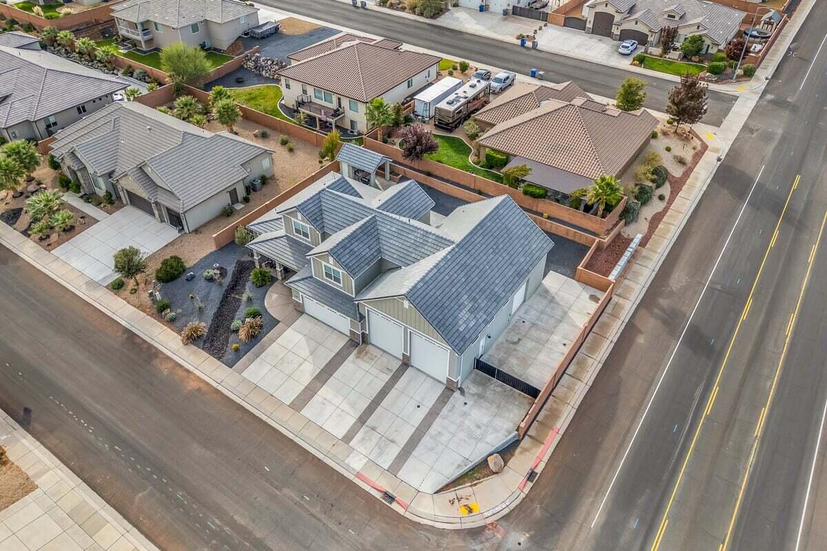 DIXIE SPRINGS - Residential