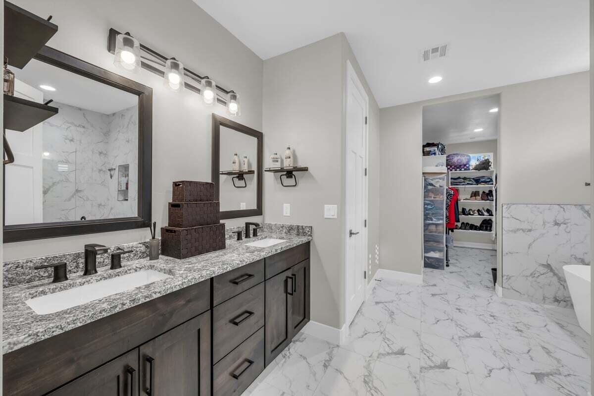 DIXIE SPRINGS - Residential