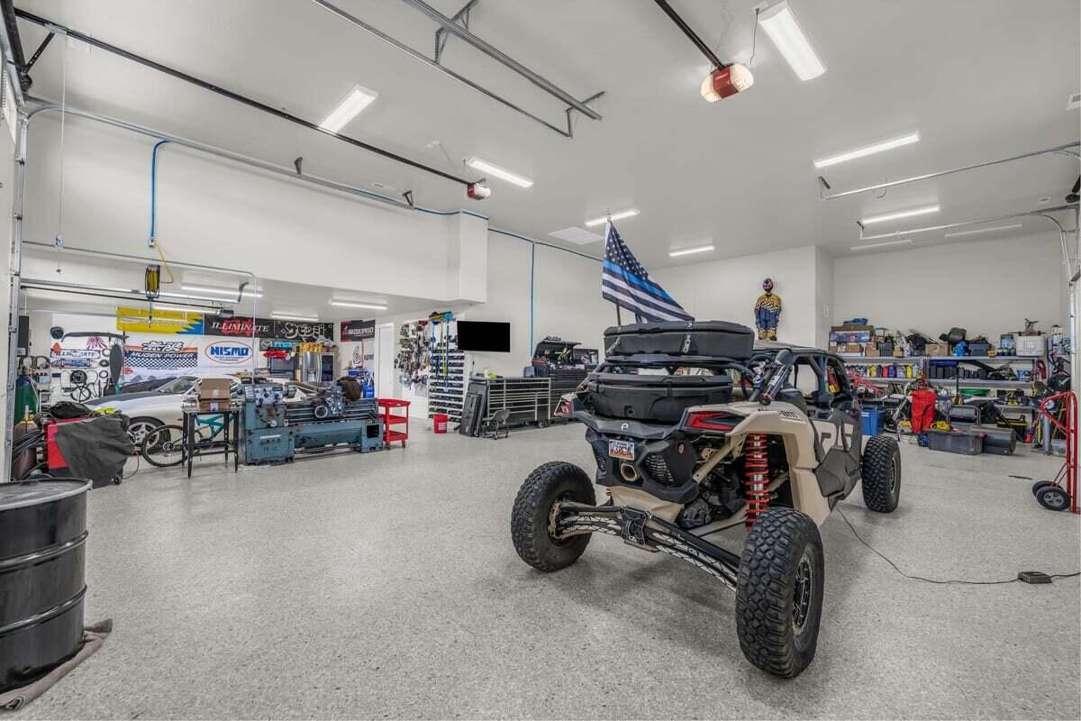 DIXIE SPRINGS - Residential