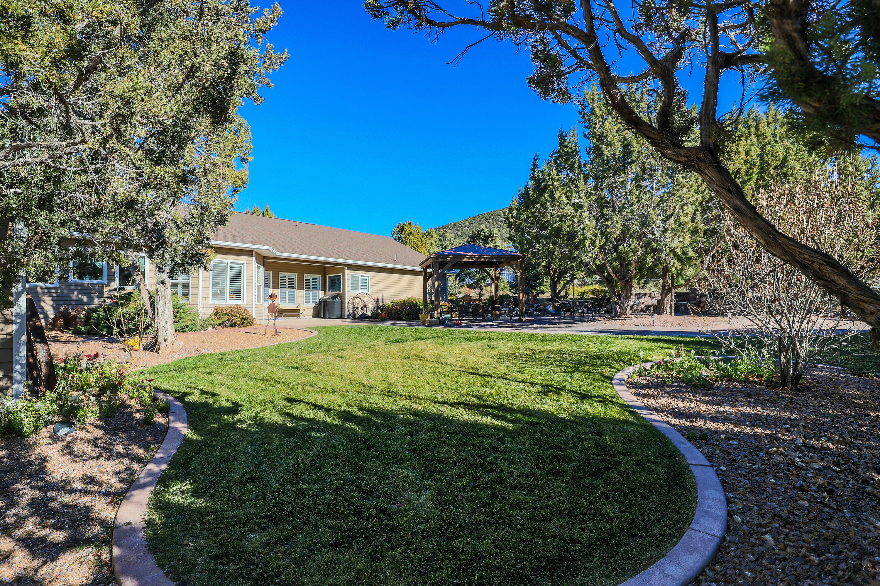 DIXIE DEER ESTATES - Residential