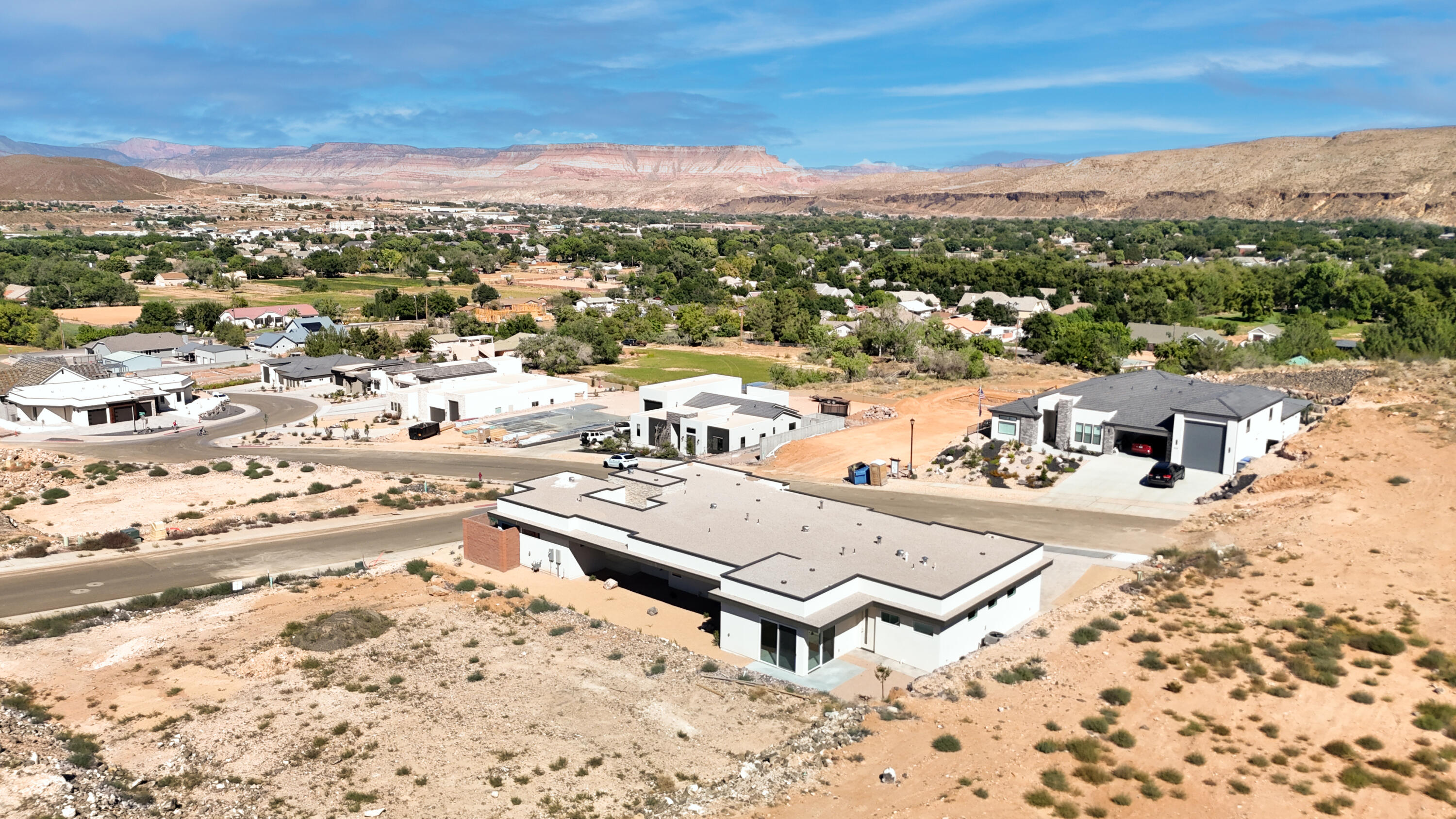 MOUNTAIN VIEW ESTATES - Residential