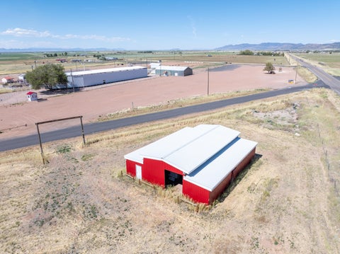 Tiny photo for 950 E 100 N, Enterprise, UT 84725 (MLS # 26-276983)