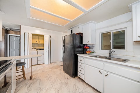 Tiny photo for 950 E 100 N, Enterprise, UT 84725 (MLS # 26-276983)