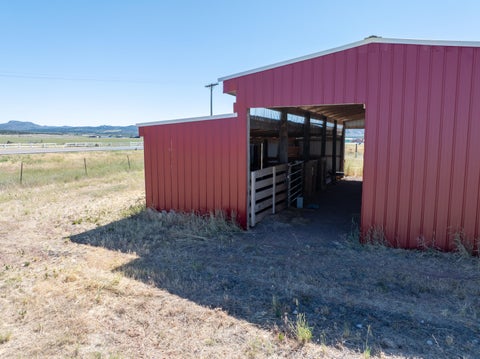 Tiny photo for 950 E 100 N, Enterprise, UT 84725 (MLS # 26-276983)