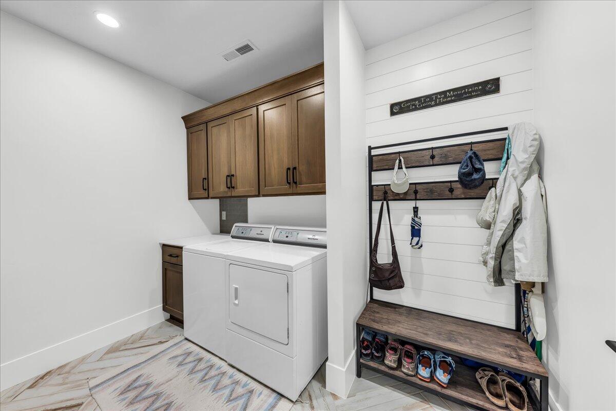 WOODS AT VALLEY VIEW - Residential