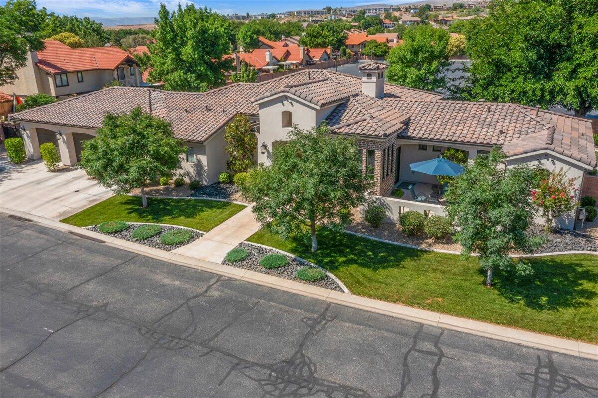 WOODS AT VALLEY VIEW - Residential