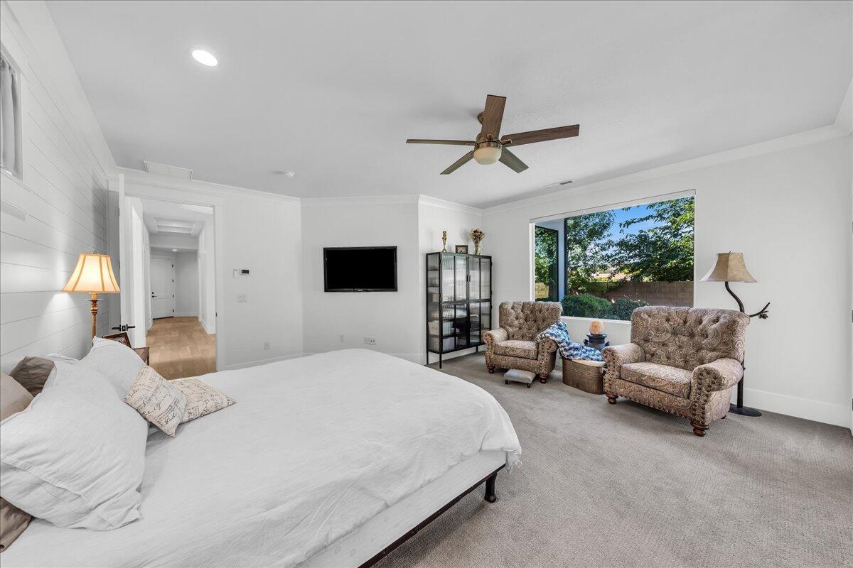 WOODS AT VALLEY VIEW - Residential