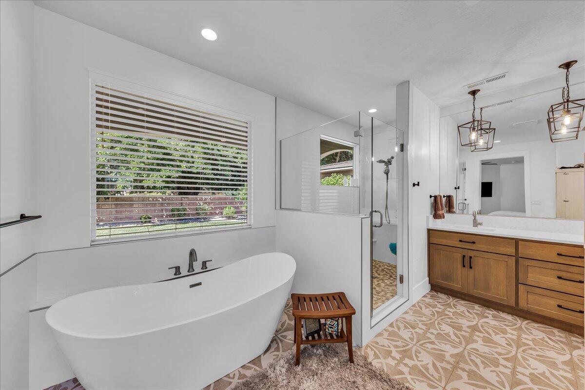 WOODS AT VALLEY VIEW - Residential