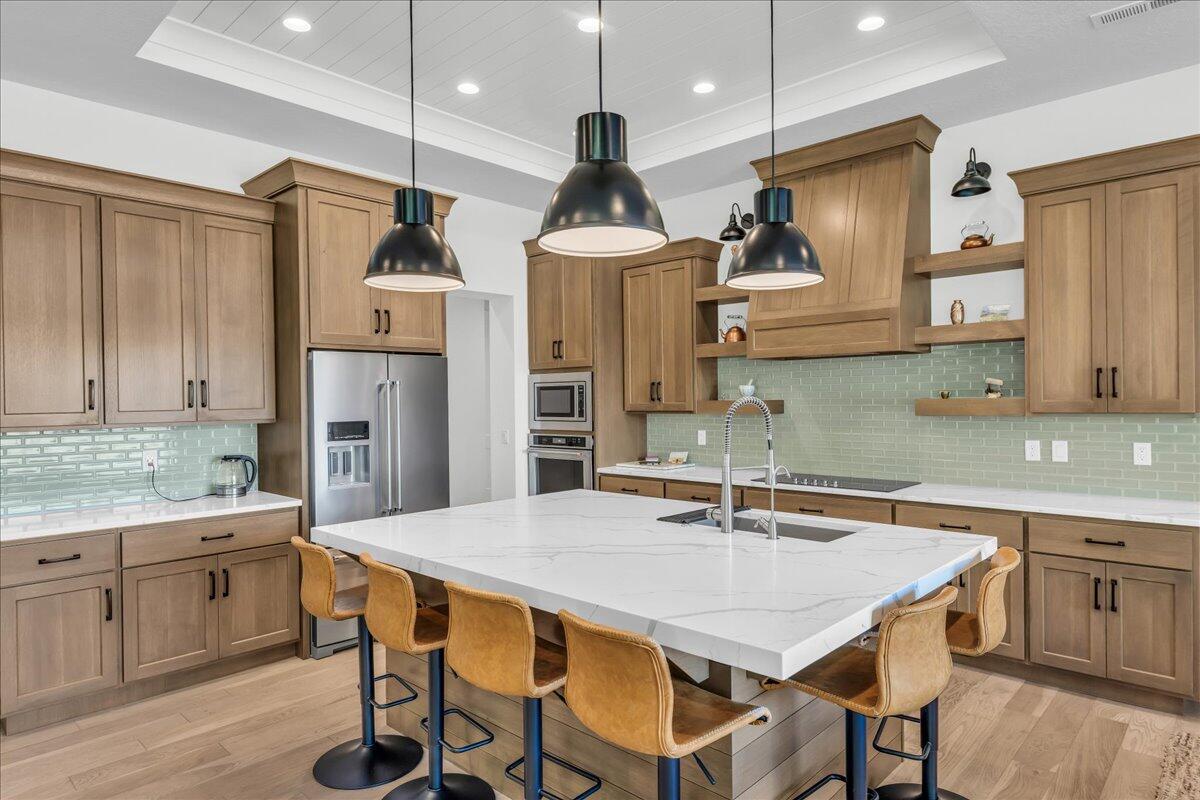 WOODS AT VALLEY VIEW - Residential