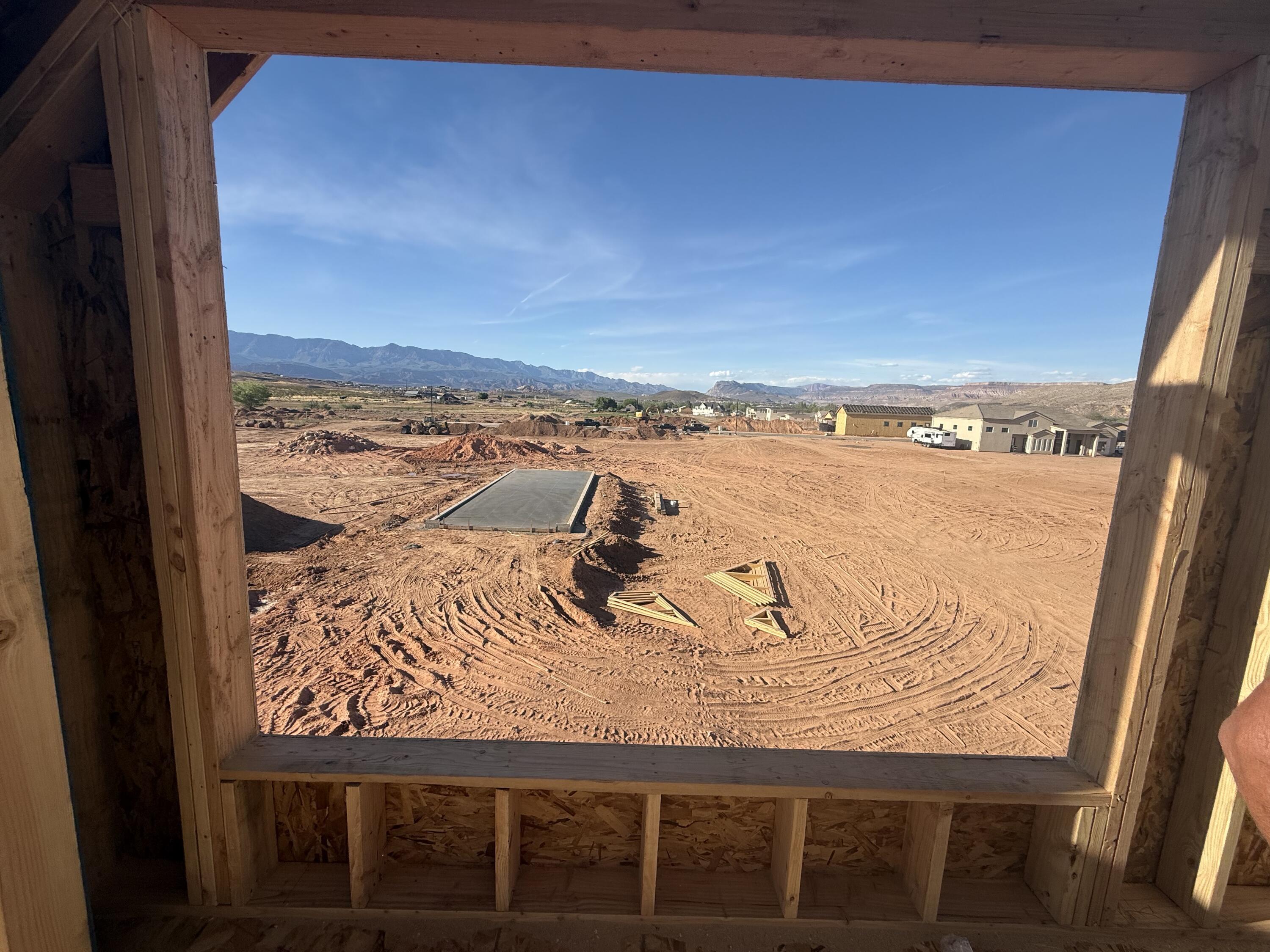 HURRICANE FIELDS ESTATES - Residential