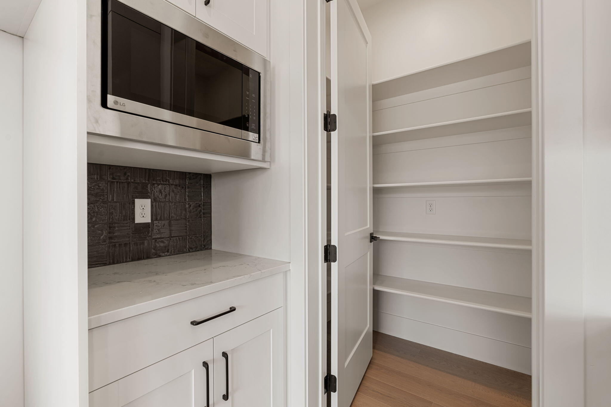 SHOOTING STAR - Residential