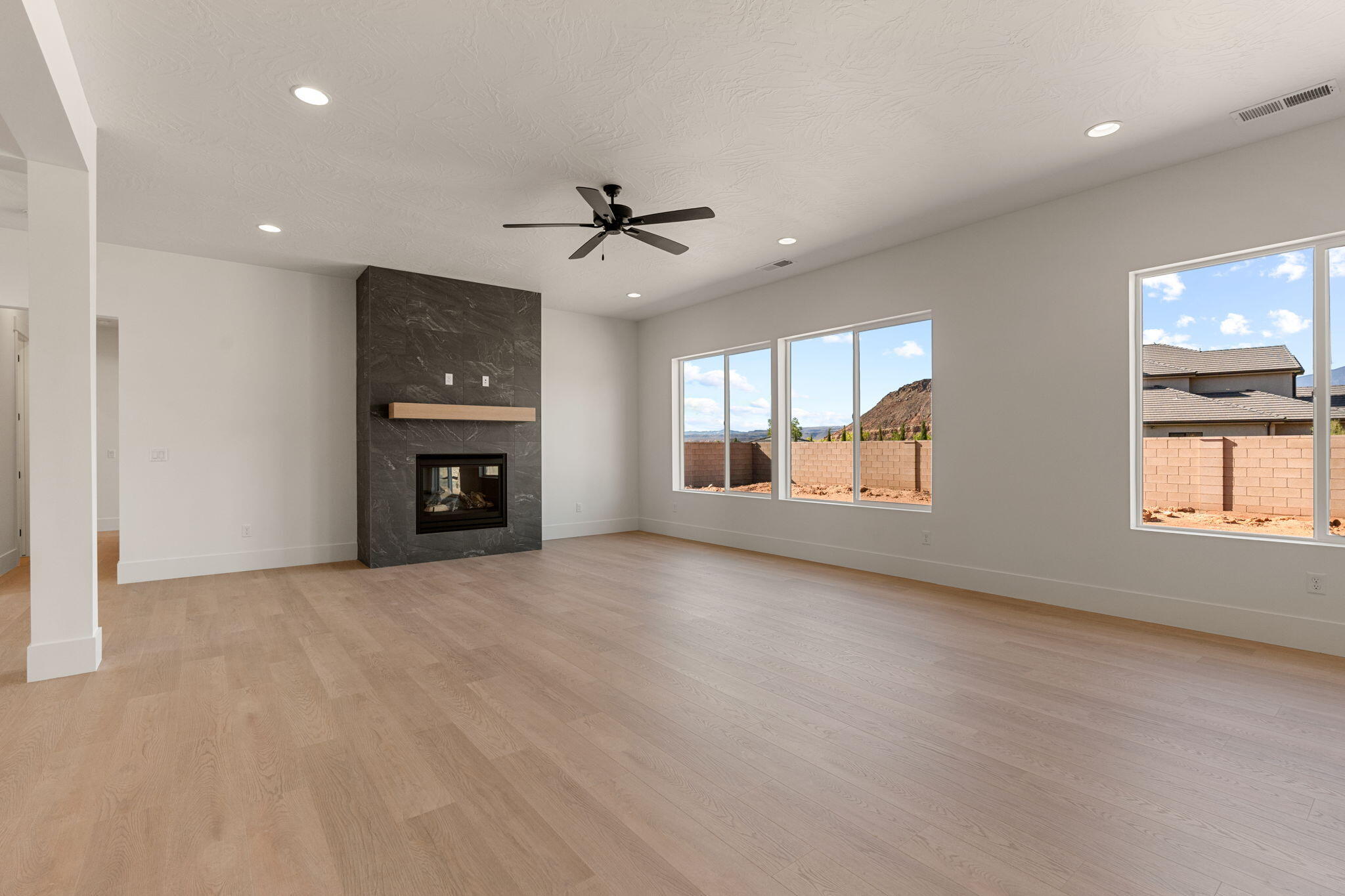 SHOOTING STAR - Residential