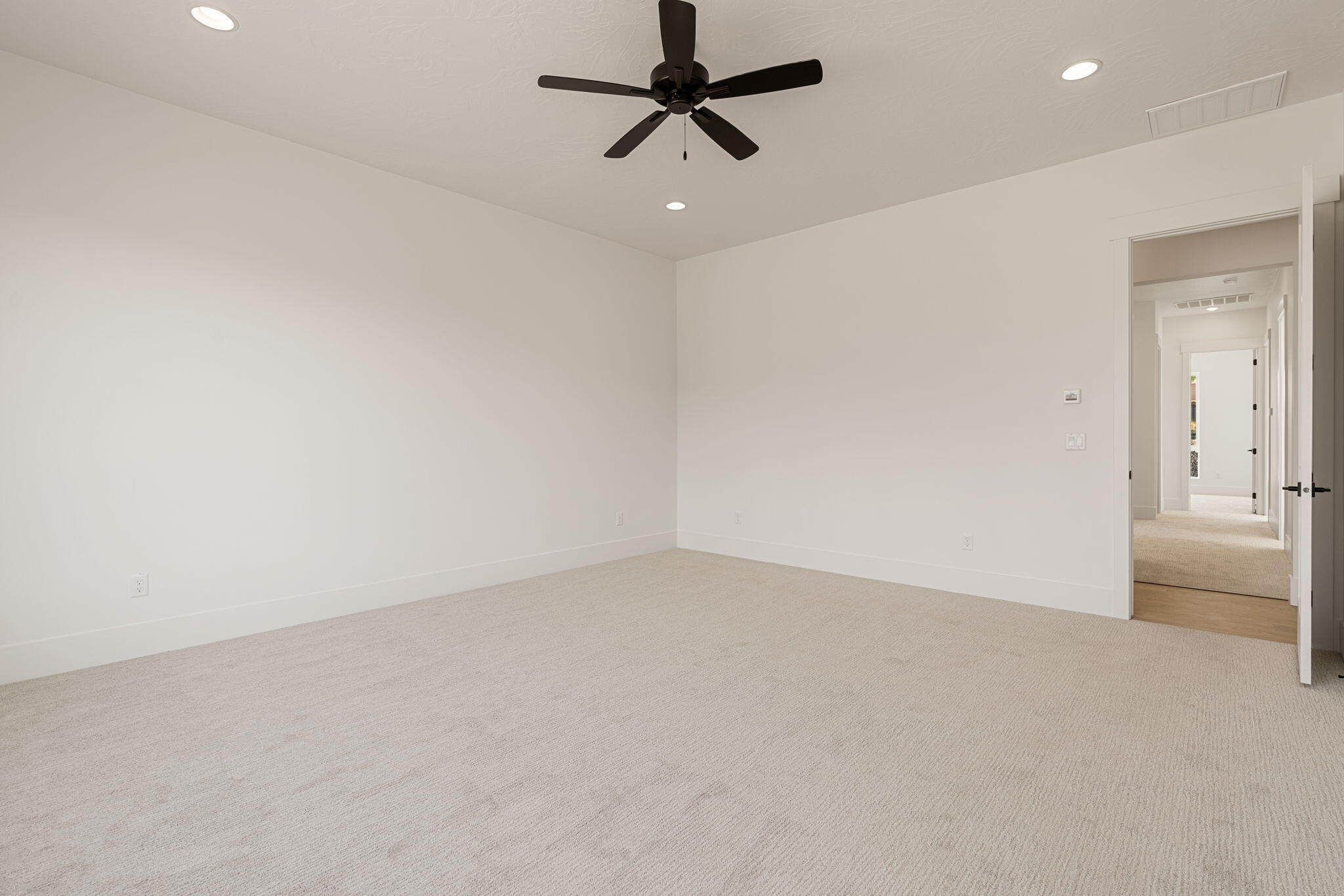 SHOOTING STAR - Residential