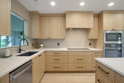 Tiny photo for 1144 W Bloomington DR S, Saint George, UT 84790 (MLS # 26-277030)