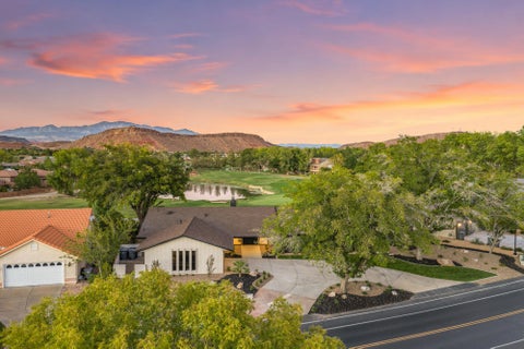 Tiny photo for 1144 W Bloomington DR S, Saint George, UT 84790 (MLS # 26-277030)