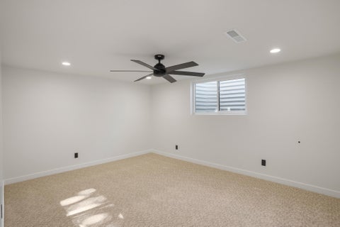 Tiny photo for 1144 W Bloomington DR S, Saint George, UT 84790 (MLS # 26-277030)