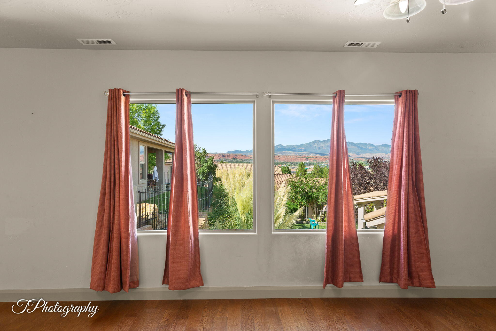 MIRAGE ESTATES - Residential