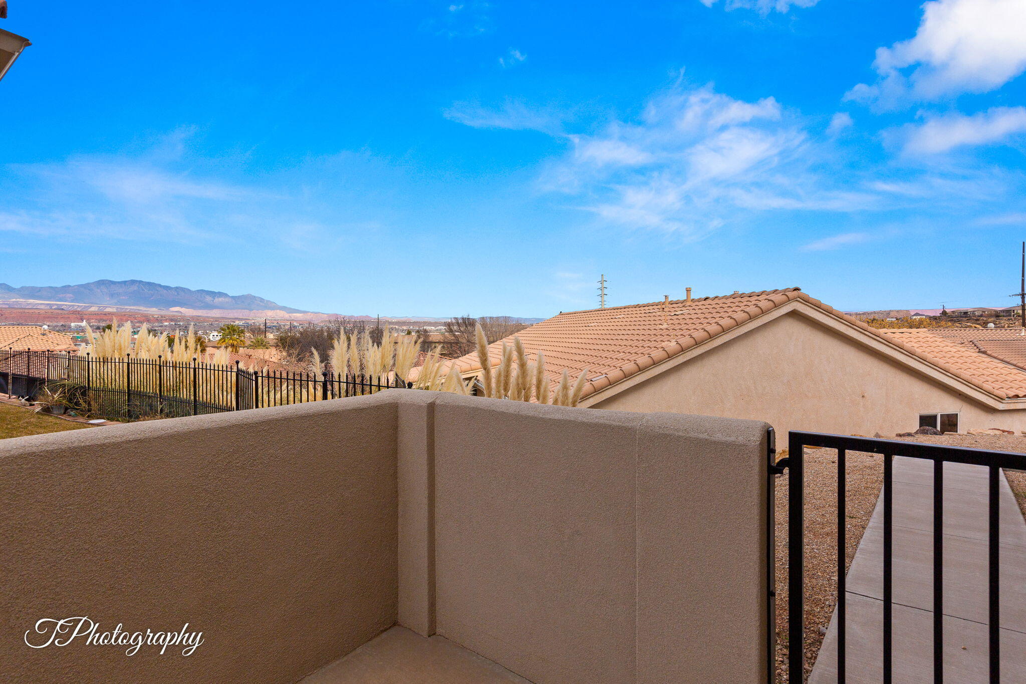 MIRAGE ESTATES - Residential