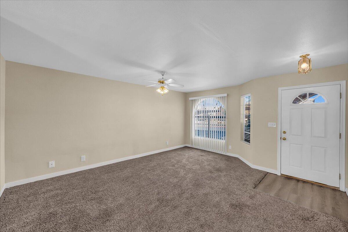 LA PALOMA CONDOS - Residential