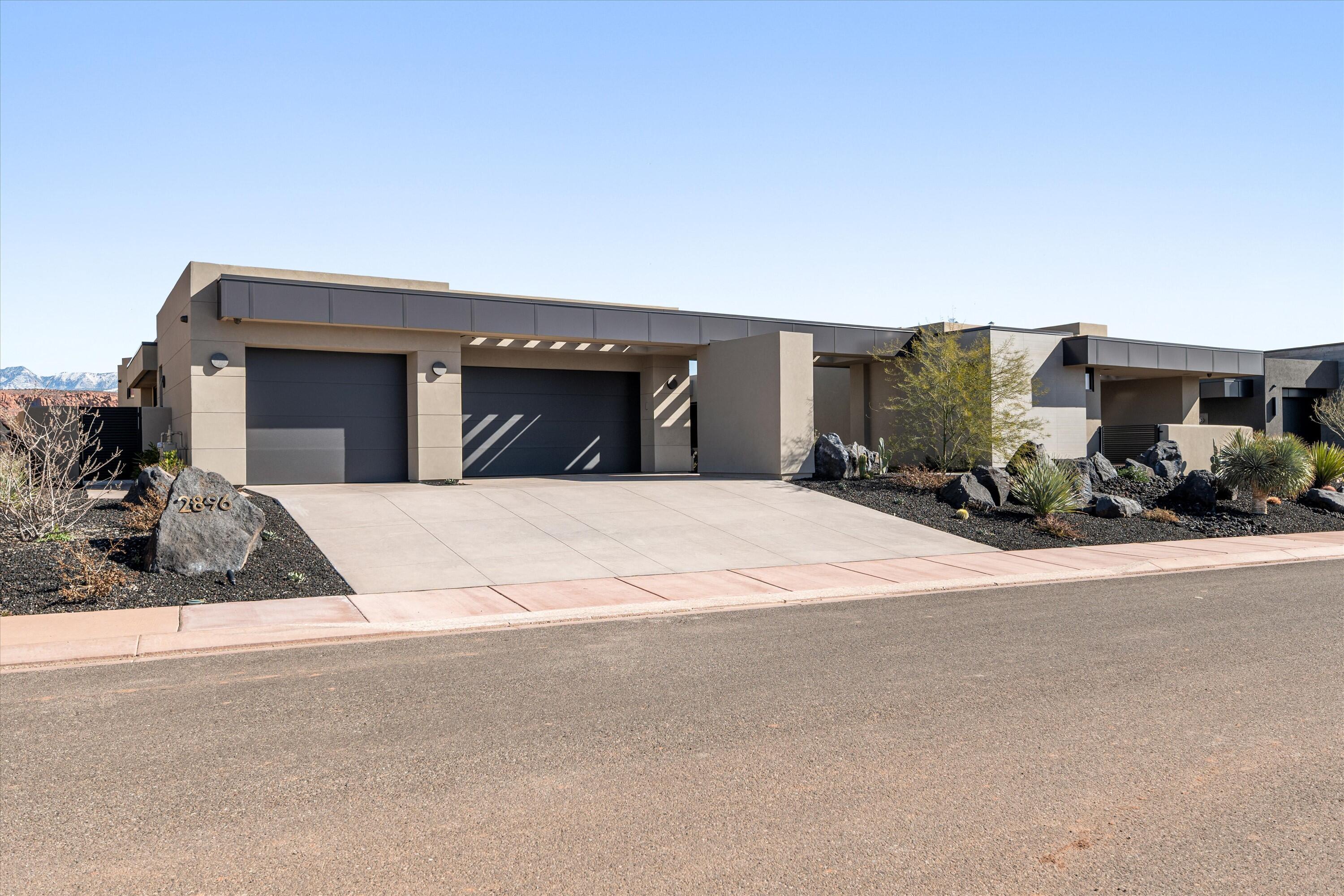 2896 W Blackhawk Ridge CIR