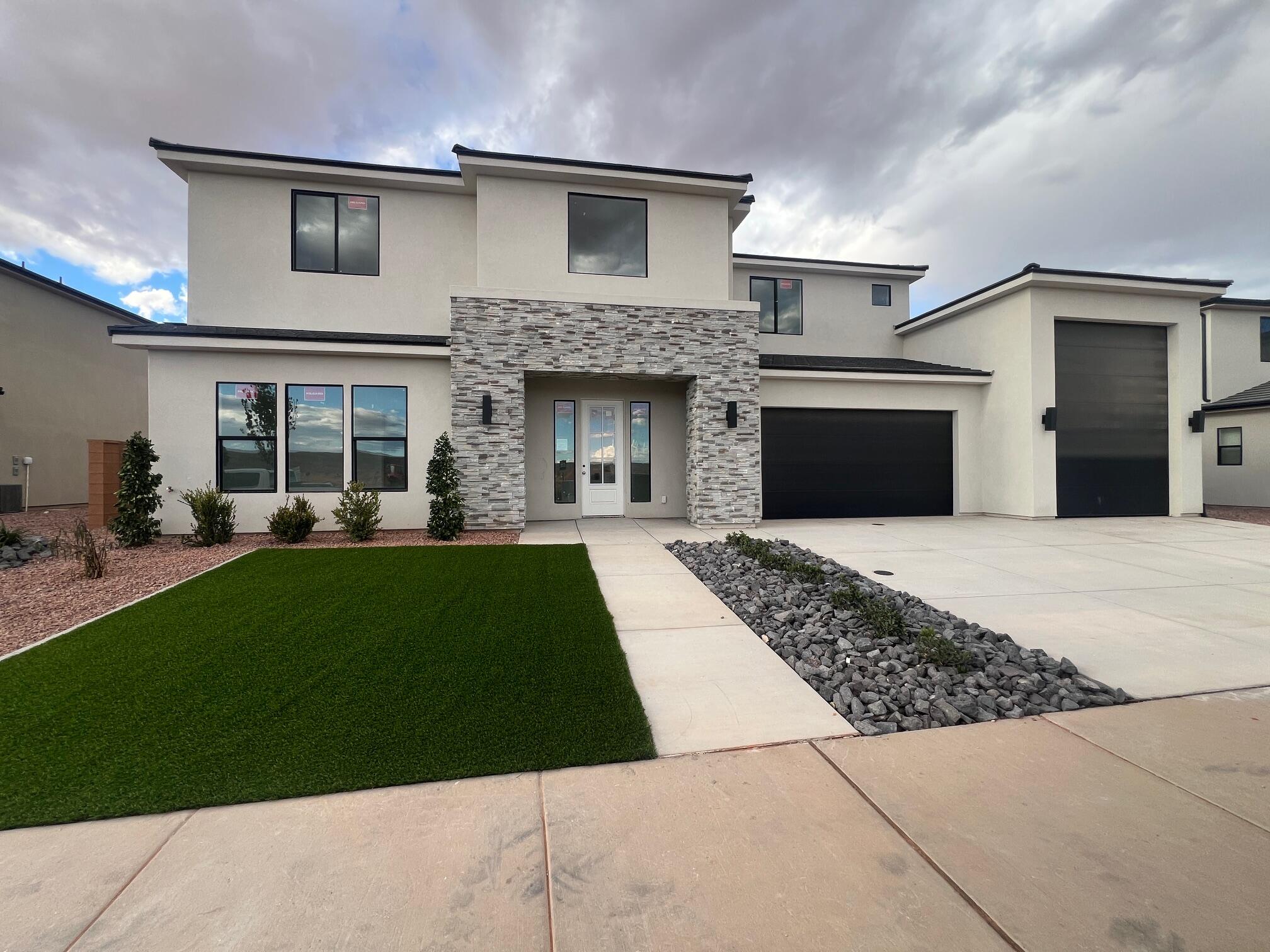 RED SANDS AT DESERT SANDS - Residential