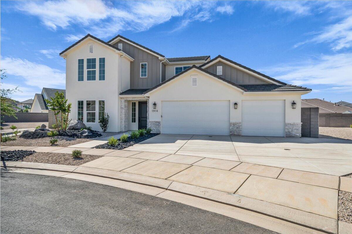 HERITAGE PLACE - Residential