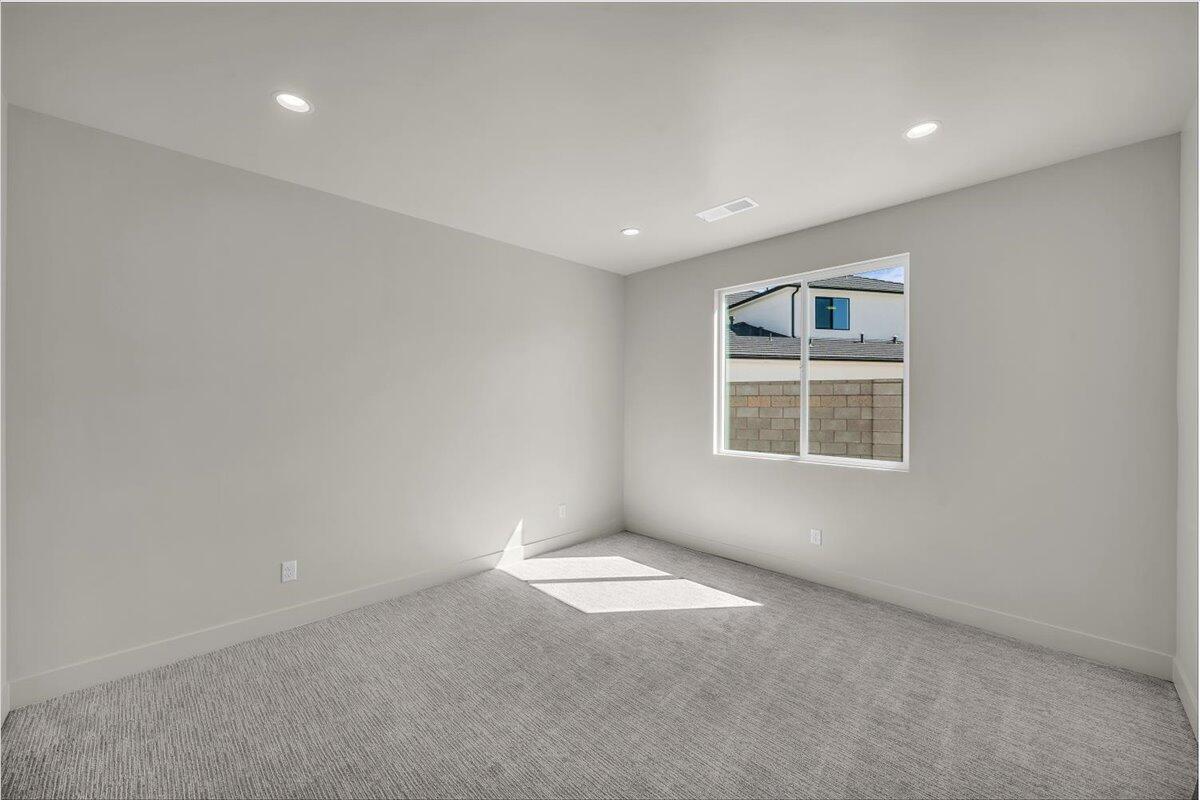 HERITAGE PLACE - Residential