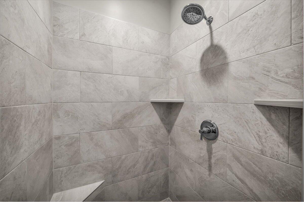 HERITAGE PLACE - Residential