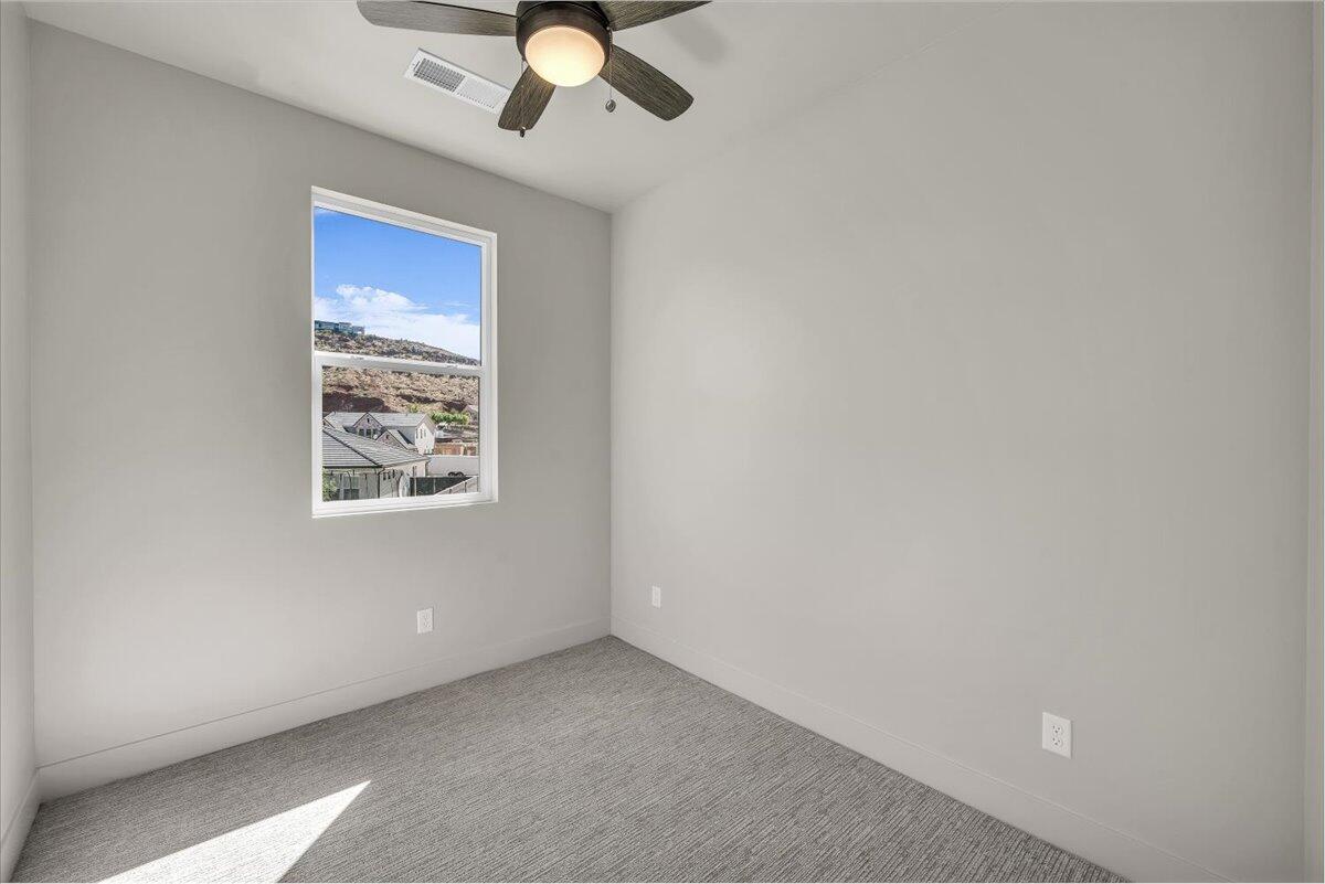 HERITAGE PLACE - Residential