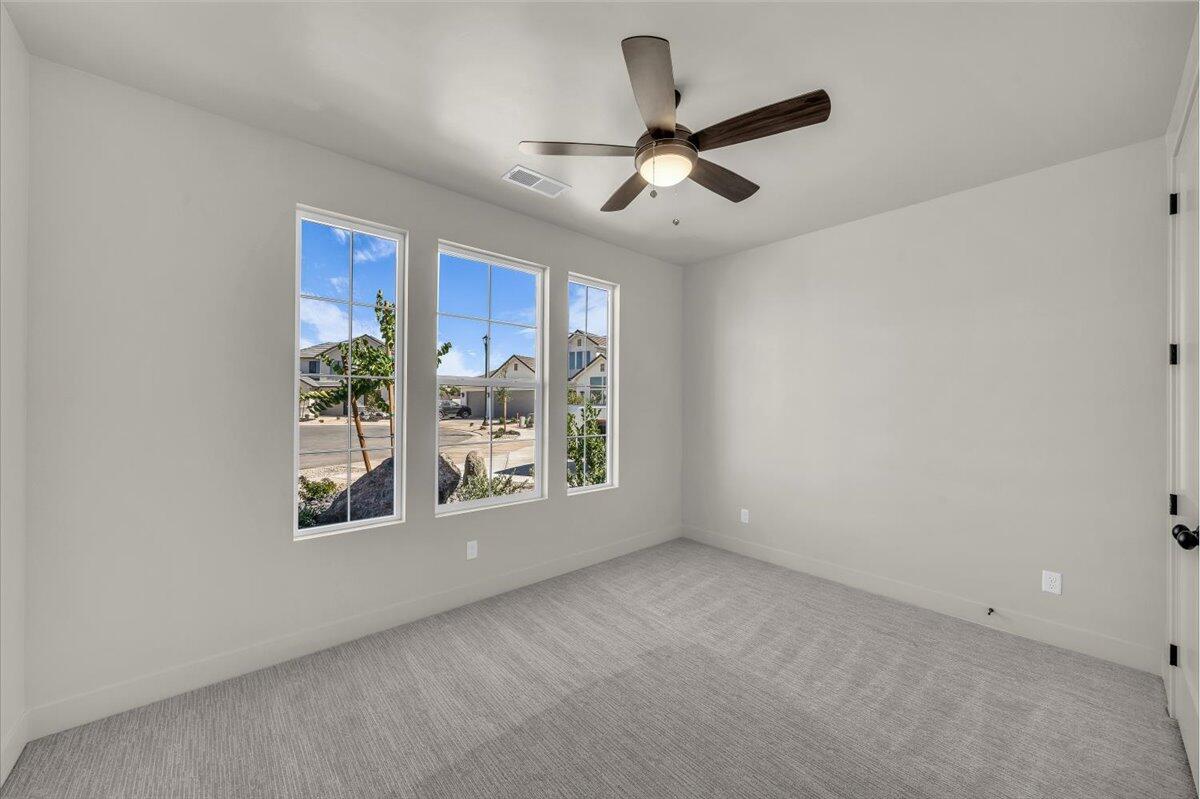 HERITAGE PLACE - Residential