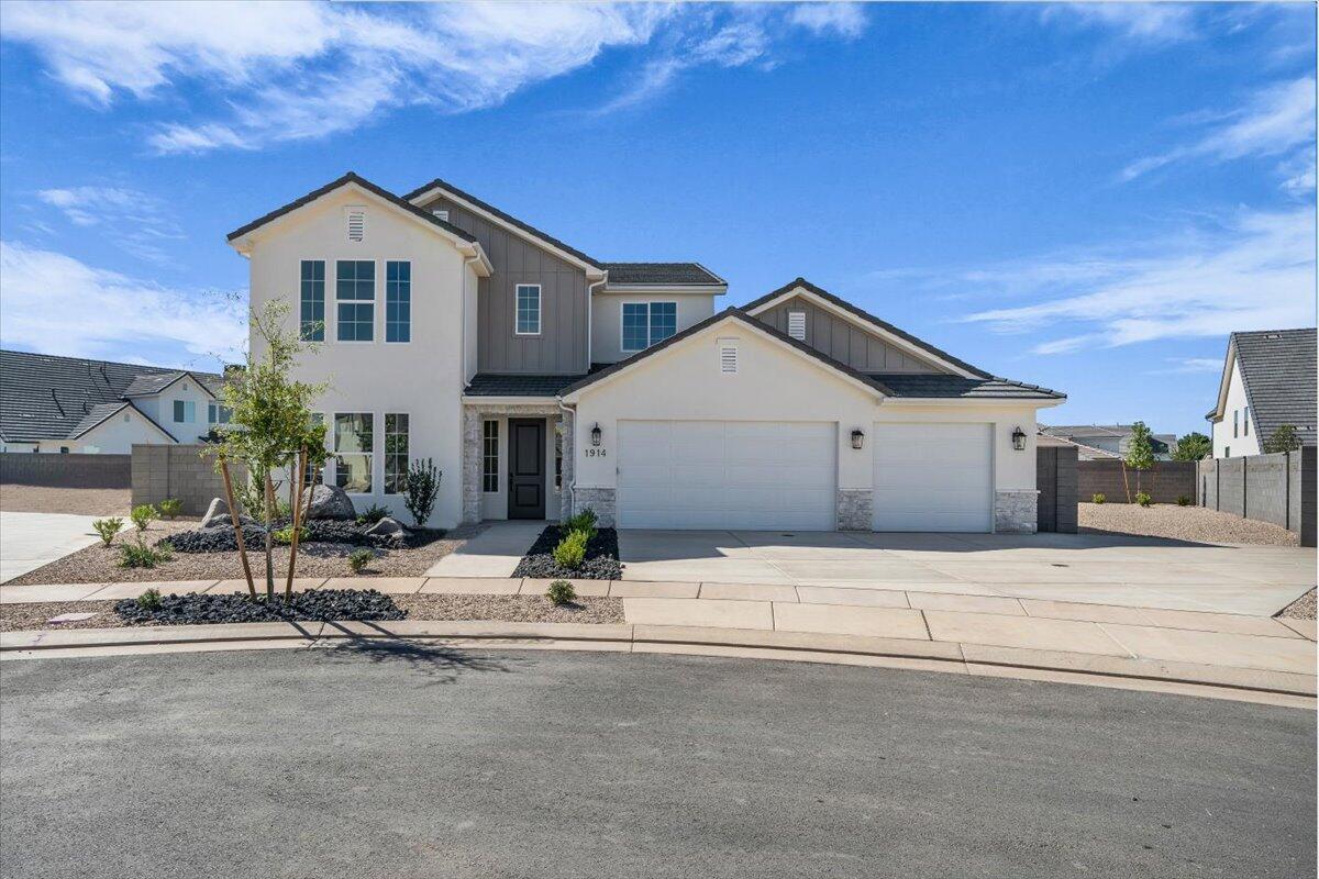 HERITAGE PLACE - Residential