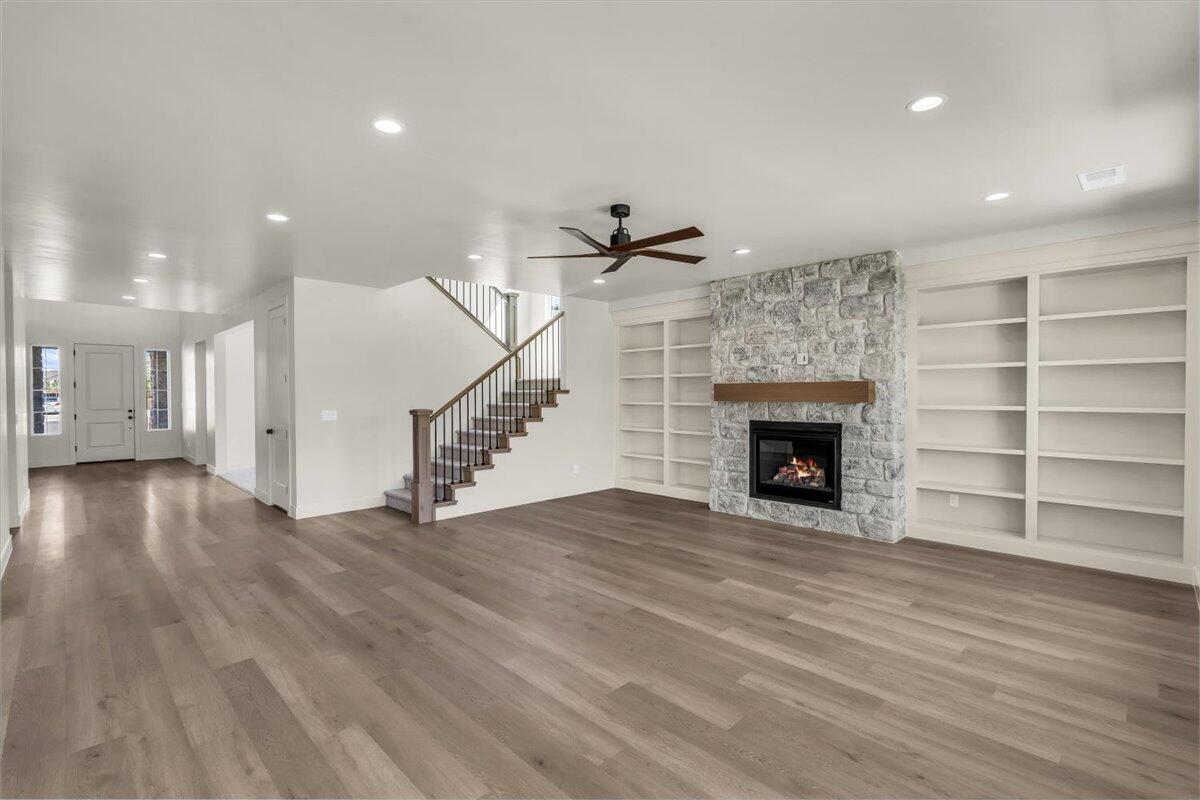 HERITAGE PLACE - Residential